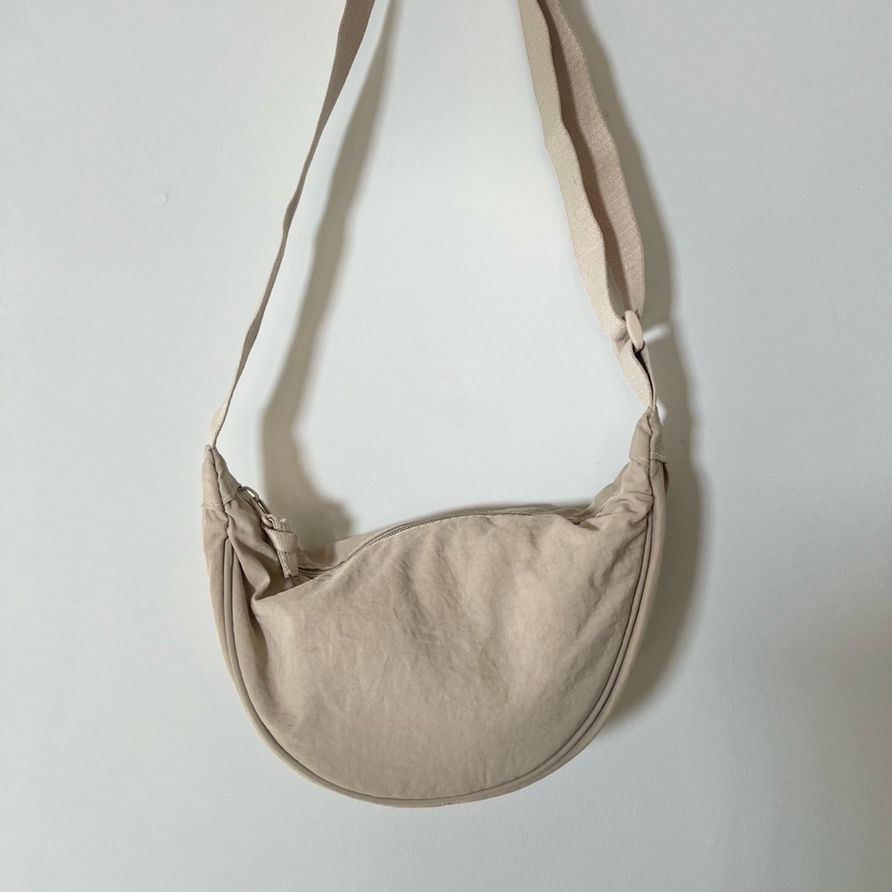 3/$10 🌸  Shein Medium Minimalist Nylon Hobo Bag